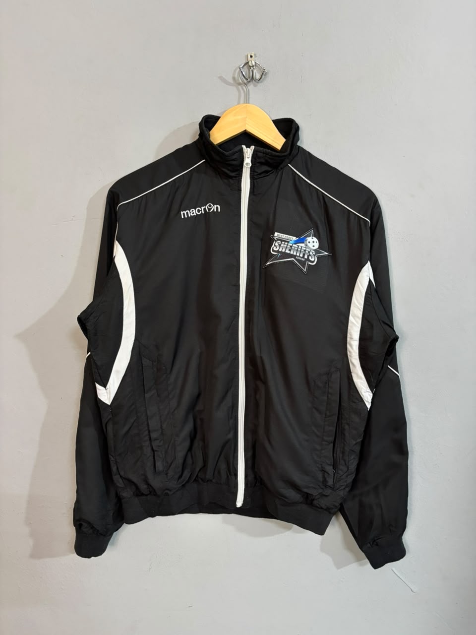 Macron Windbreaker | Wind Cheater |Jackets| Sportswear , Gymwear & Activewear | Track& Field| Running | Winter wear