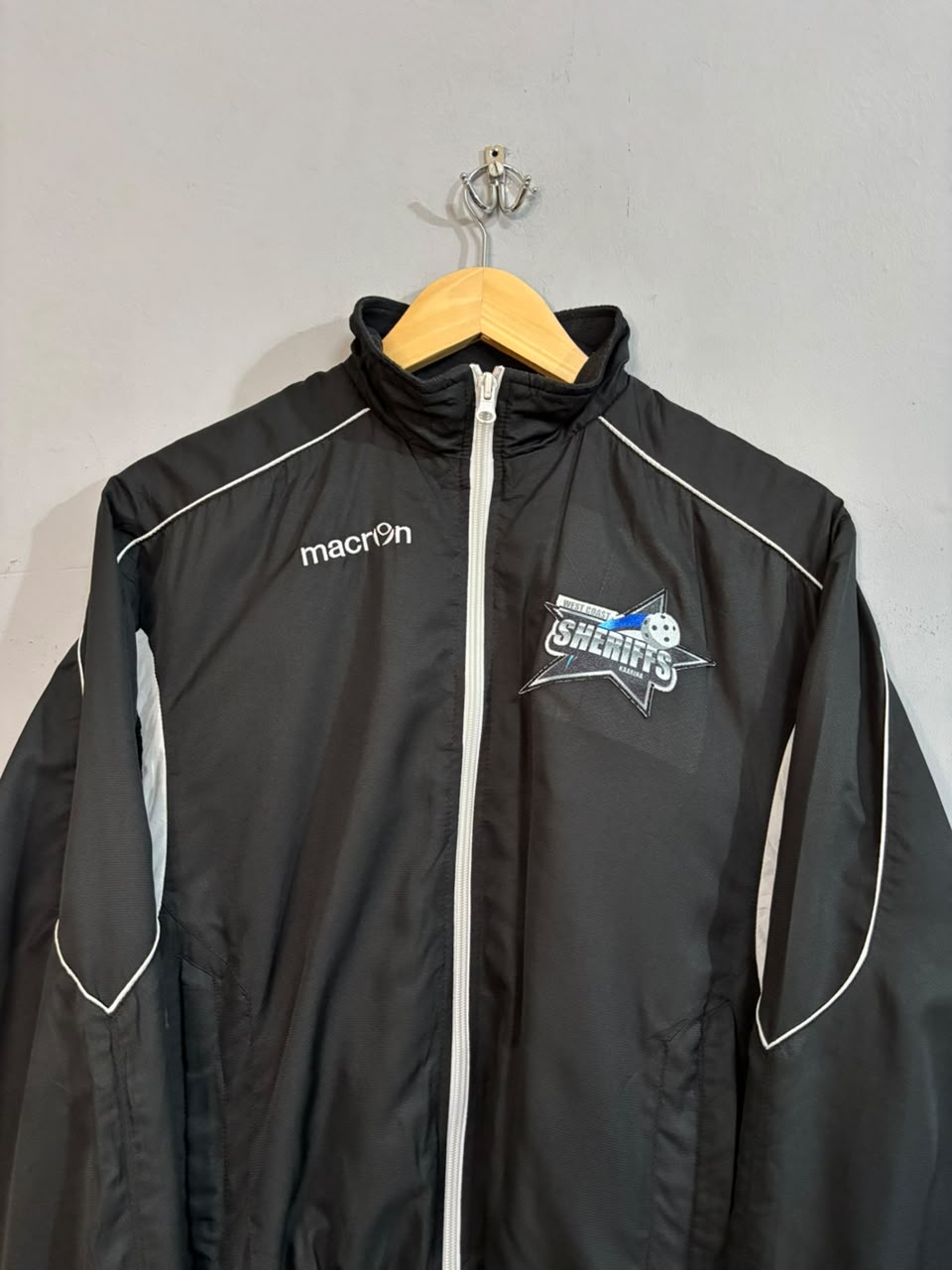 Macron Windbreaker | Wind Cheater |Jackets| Sportswear , Gymwear & Activewear | Track& Field| Running | Winter wear