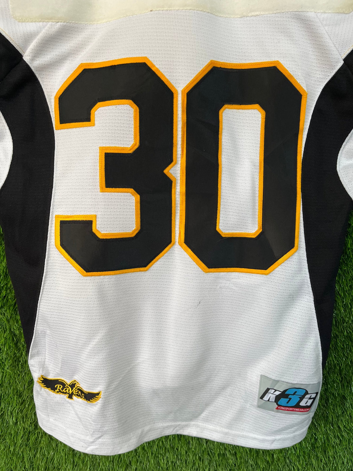 Ice Hockey Jerseys Vintage Retro / Throwback Y2K - Waterloo Ravens 30