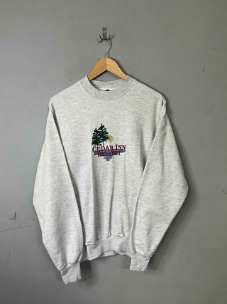 Sweatshirt Vintage Streetwear Cedar Inn Resort