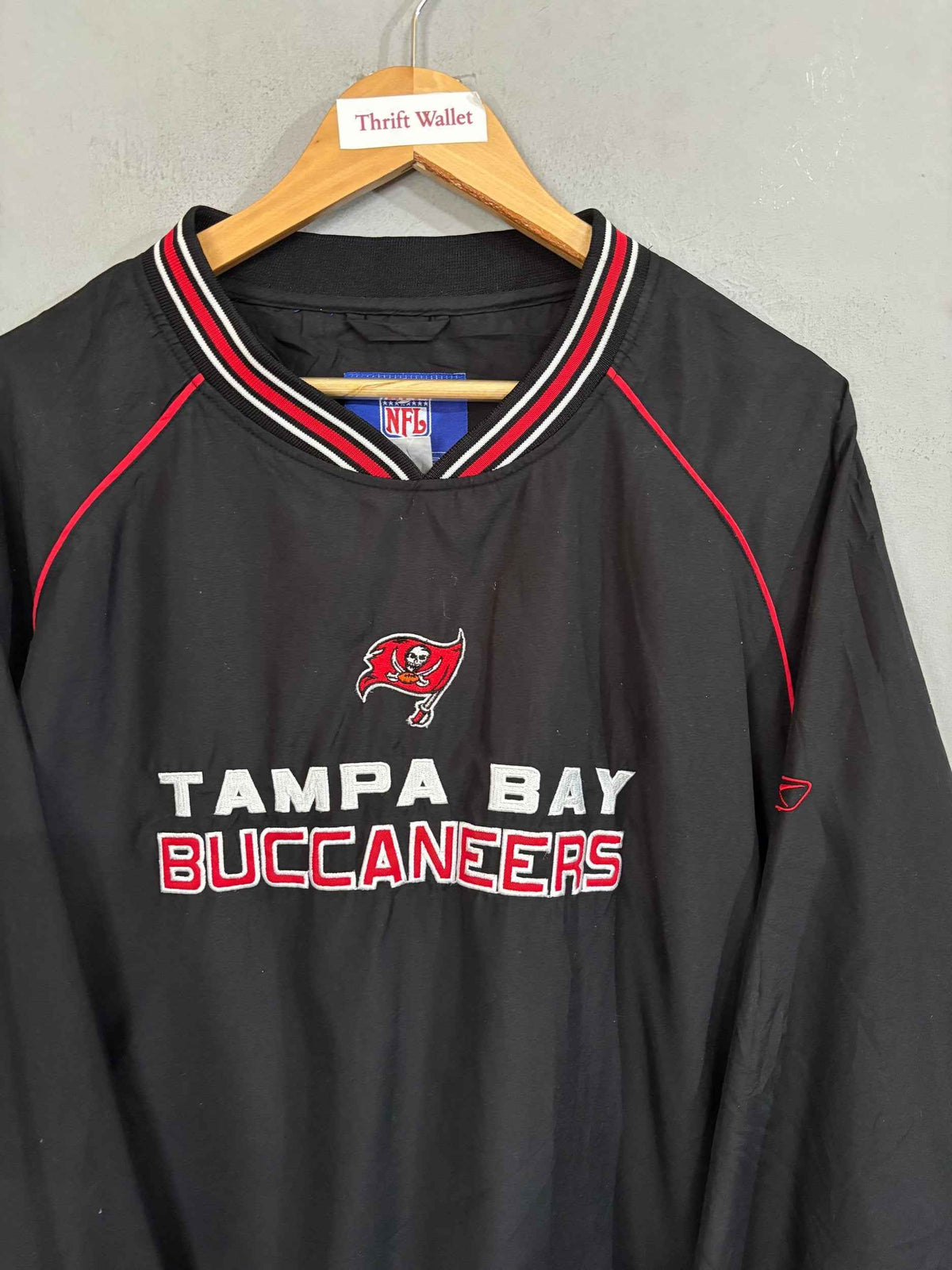 Windbreakers Vintage Streetwear Retro / Throwback - Tampa Bay Buccaneers