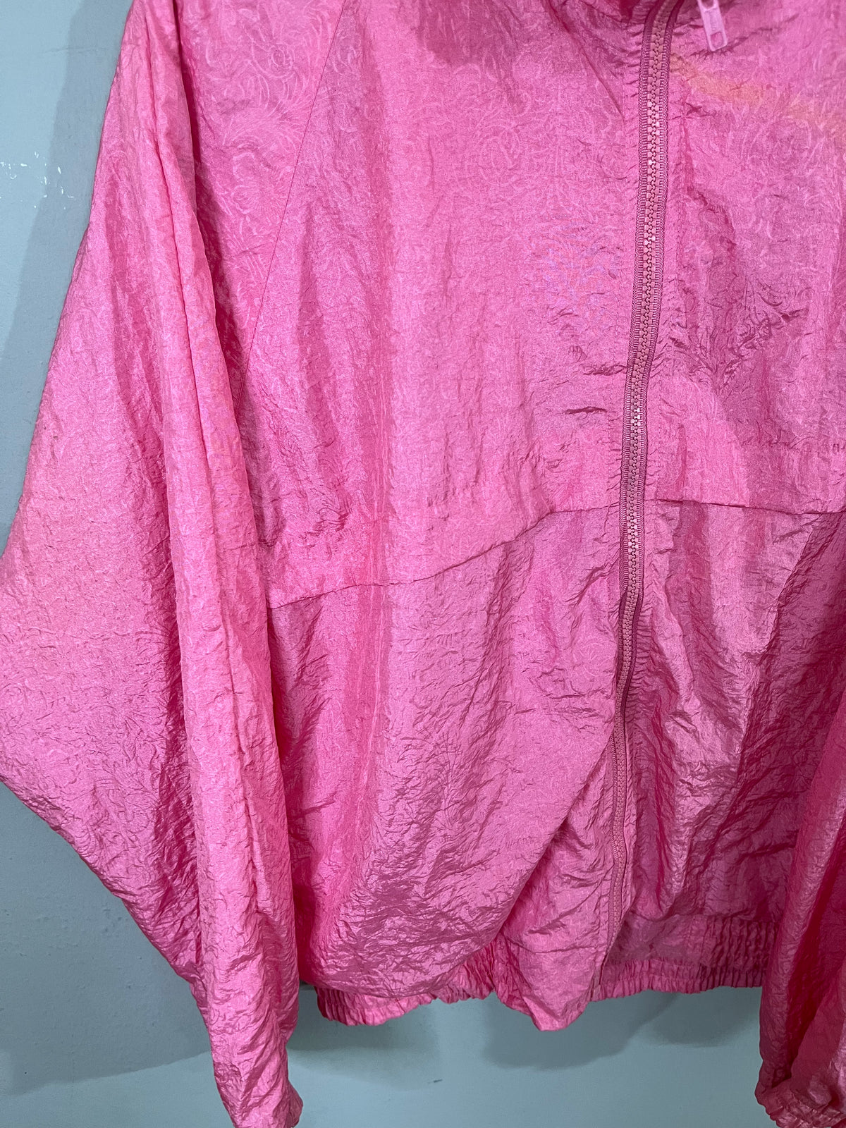 Windbreakers Oversized Distressed Leader