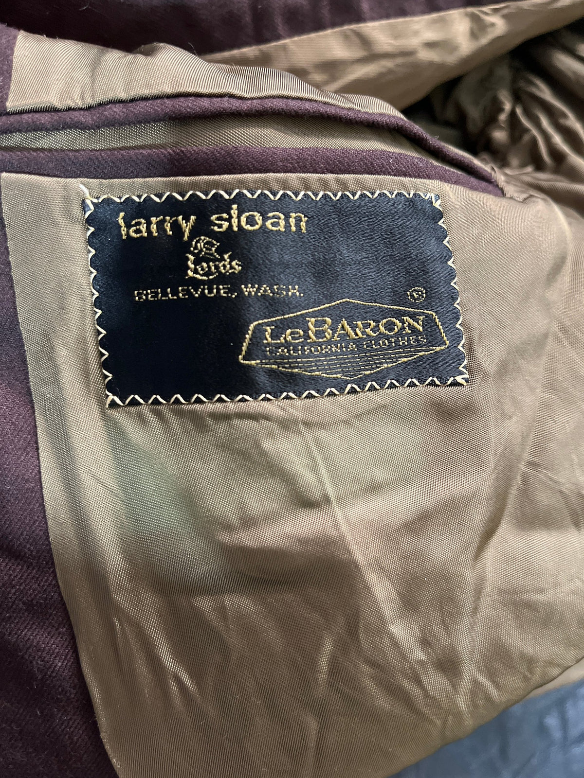 Suits/Blazzers/Wedding Suits/Formal Suits Oversized Larry Sloan