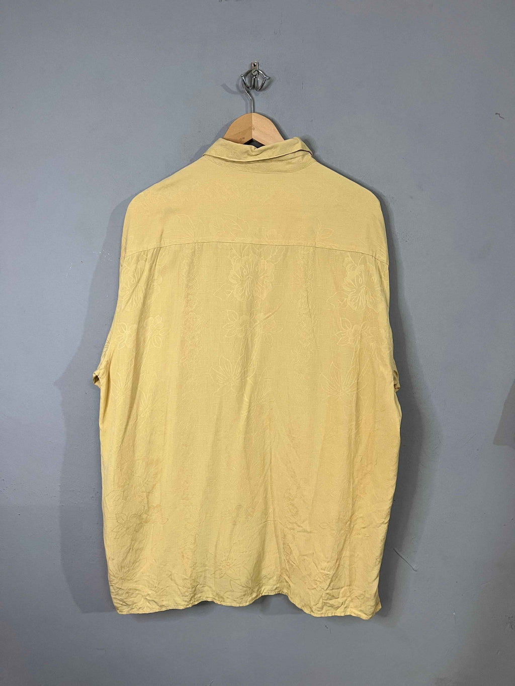 Half Sleeve Shirts Retro / Throwback Limited Edition Van Huesen