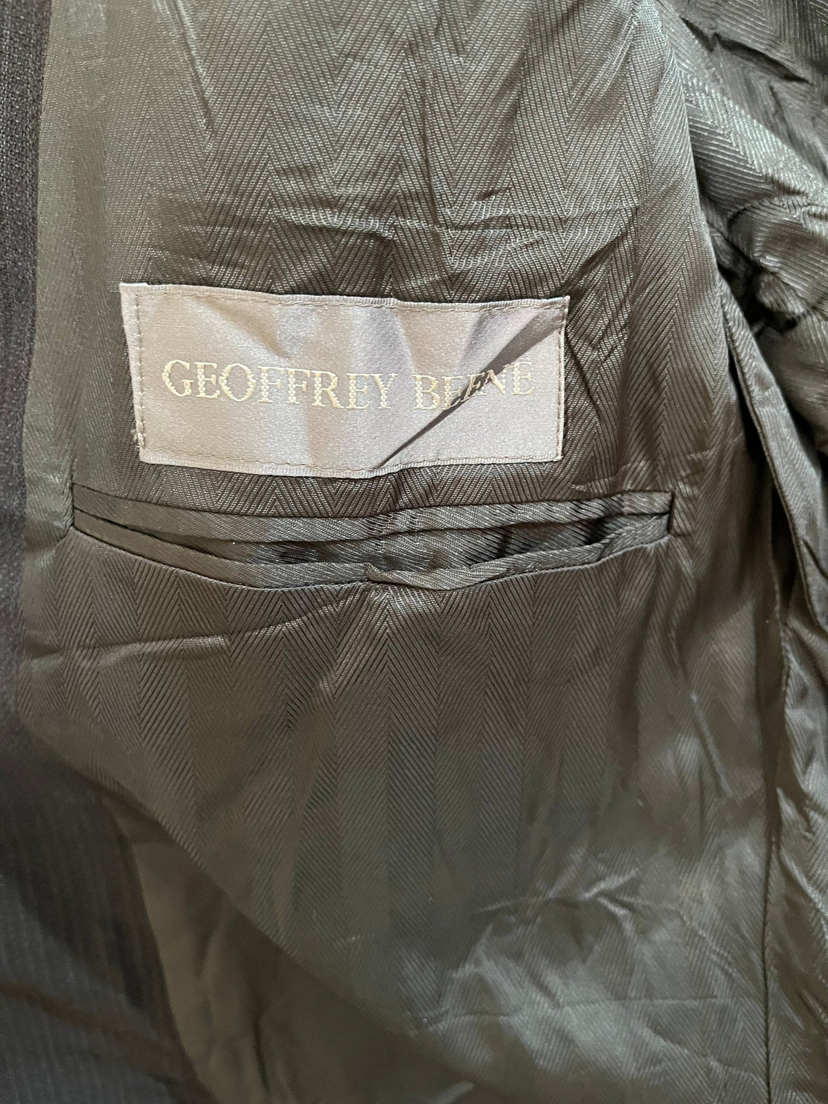 Suits/Blazzers/Wedding Suits/Formal Suits Oversized Geoffrey Beene