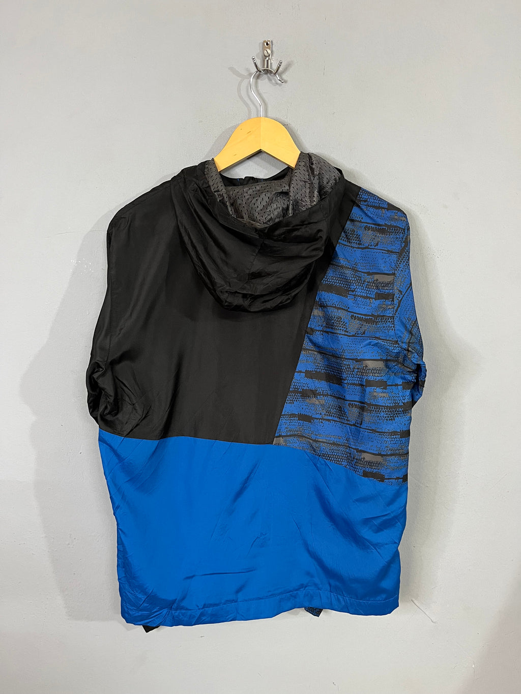 Vintage Retro Windbreaker Fog