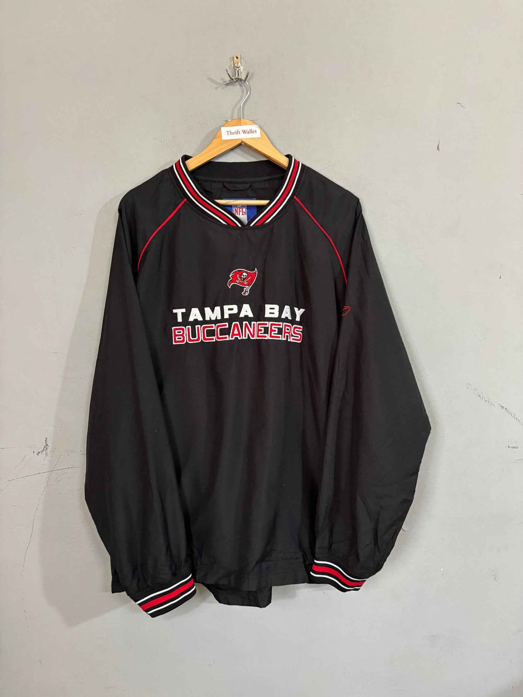 Windbreakers Vintage Streetwear Retro / Throwback - Tampa Bay Buccaneers