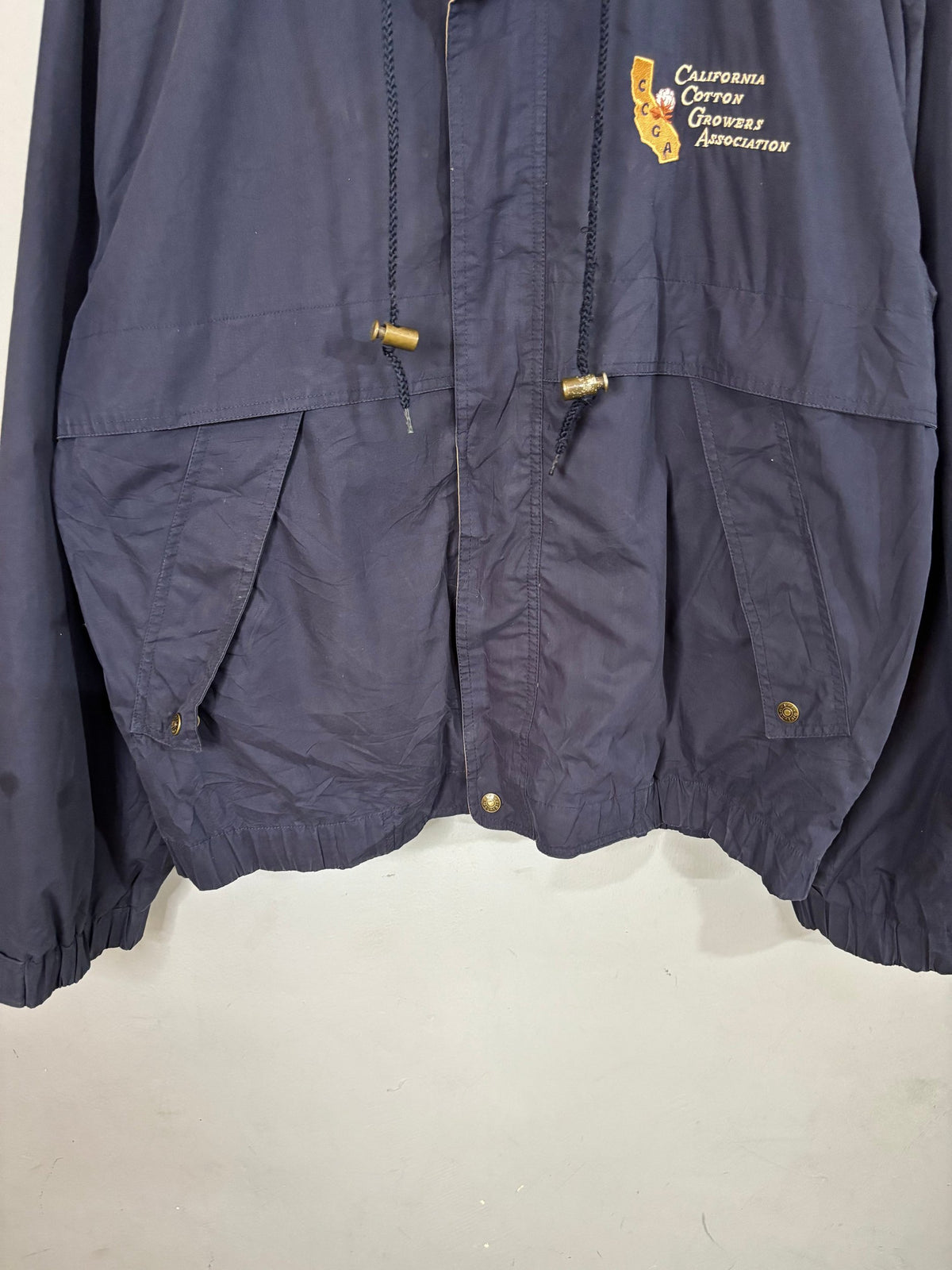 Vintage Streetwear Jacket - Tri-Mountain