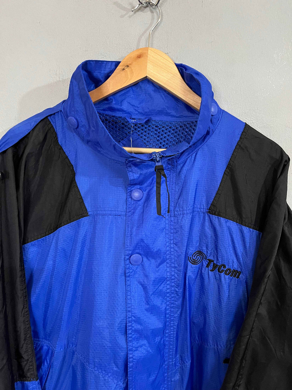 Windbreakers Vintage Streetwear Rivers End