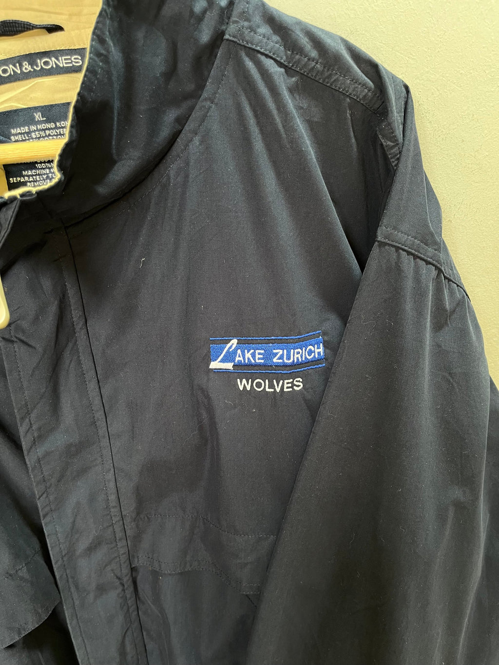 Windbreakers Vintage Retro / Throwback Y2K - Devon & Jones