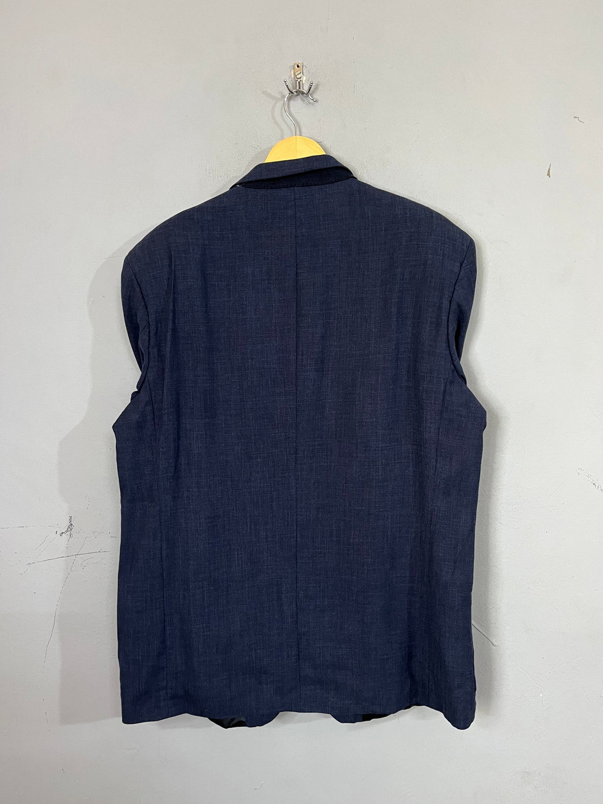 Suits/Blazzers/Wedding Suits/Formal Suits Oversized Guy Laroche