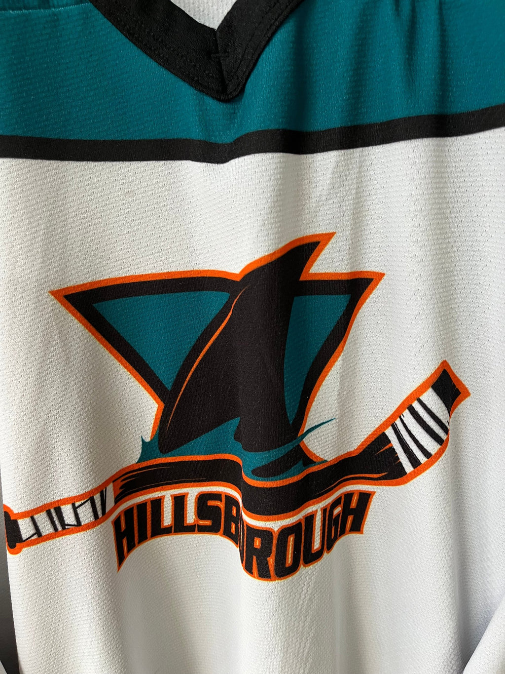 Ice Hockey Jerseys Vintage Retro / Throwback Hills borough 17