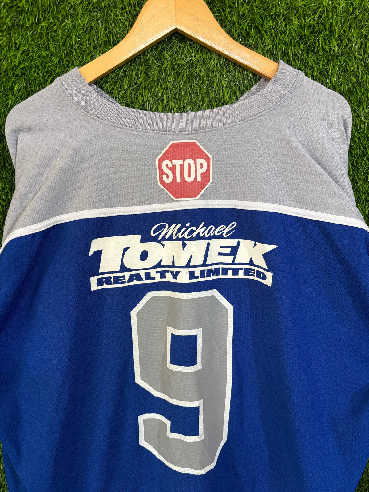 Ice Hockey Jerseys Vintage Retro / Throwback Y2K - Tomek. 9