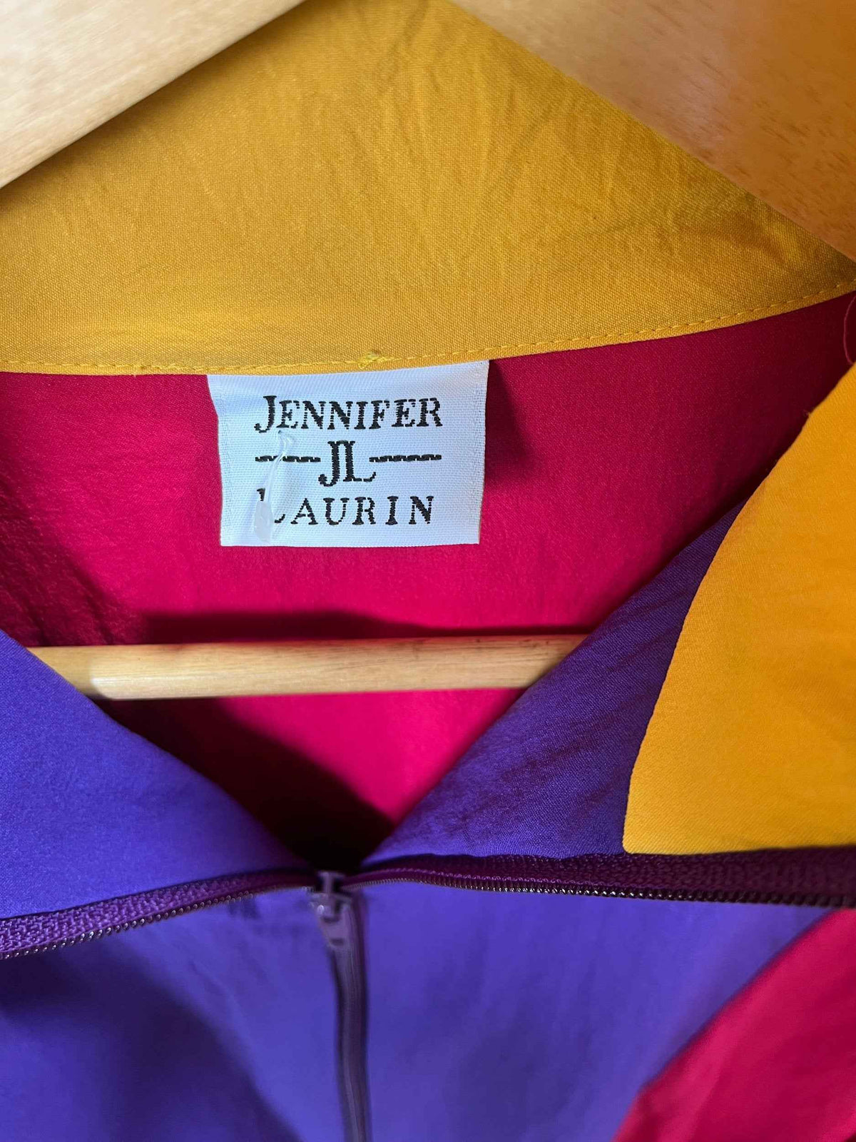 Windbreakers Vintage Retro / Throwback Y2K - Jennifer Laurin